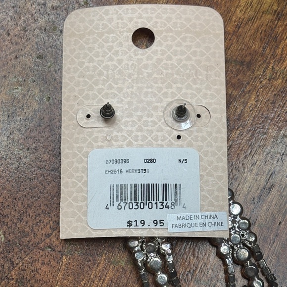 NWT David's Bridal Solitaire Crystal Cluster Fringe Earrings - Picture 3 of 3